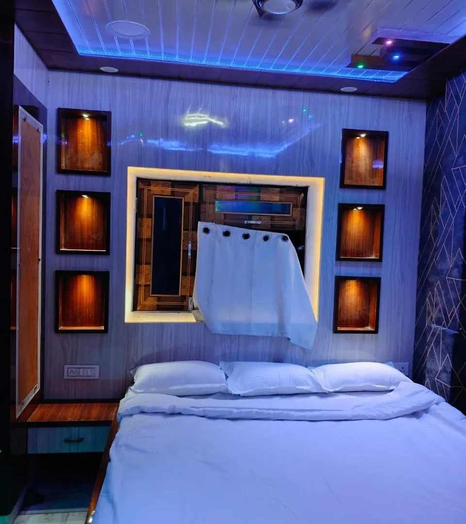 ורנאסי Baba Kashi Vishwanath Home Stay